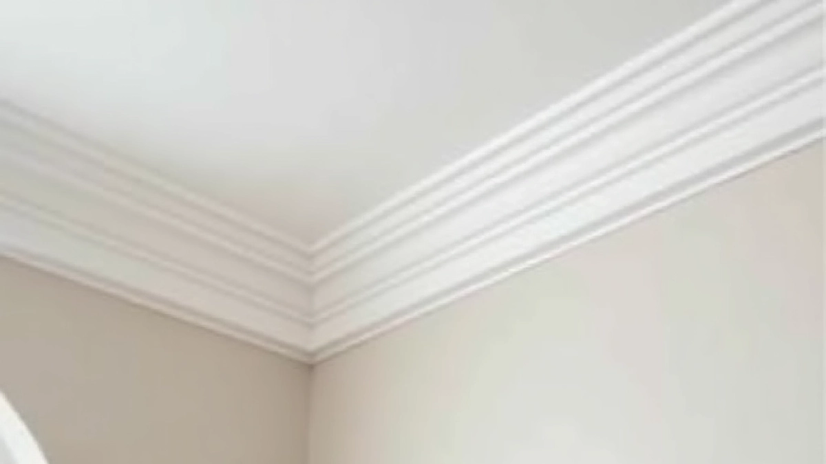 Czym przykleić listwy styropianowe do sufitu