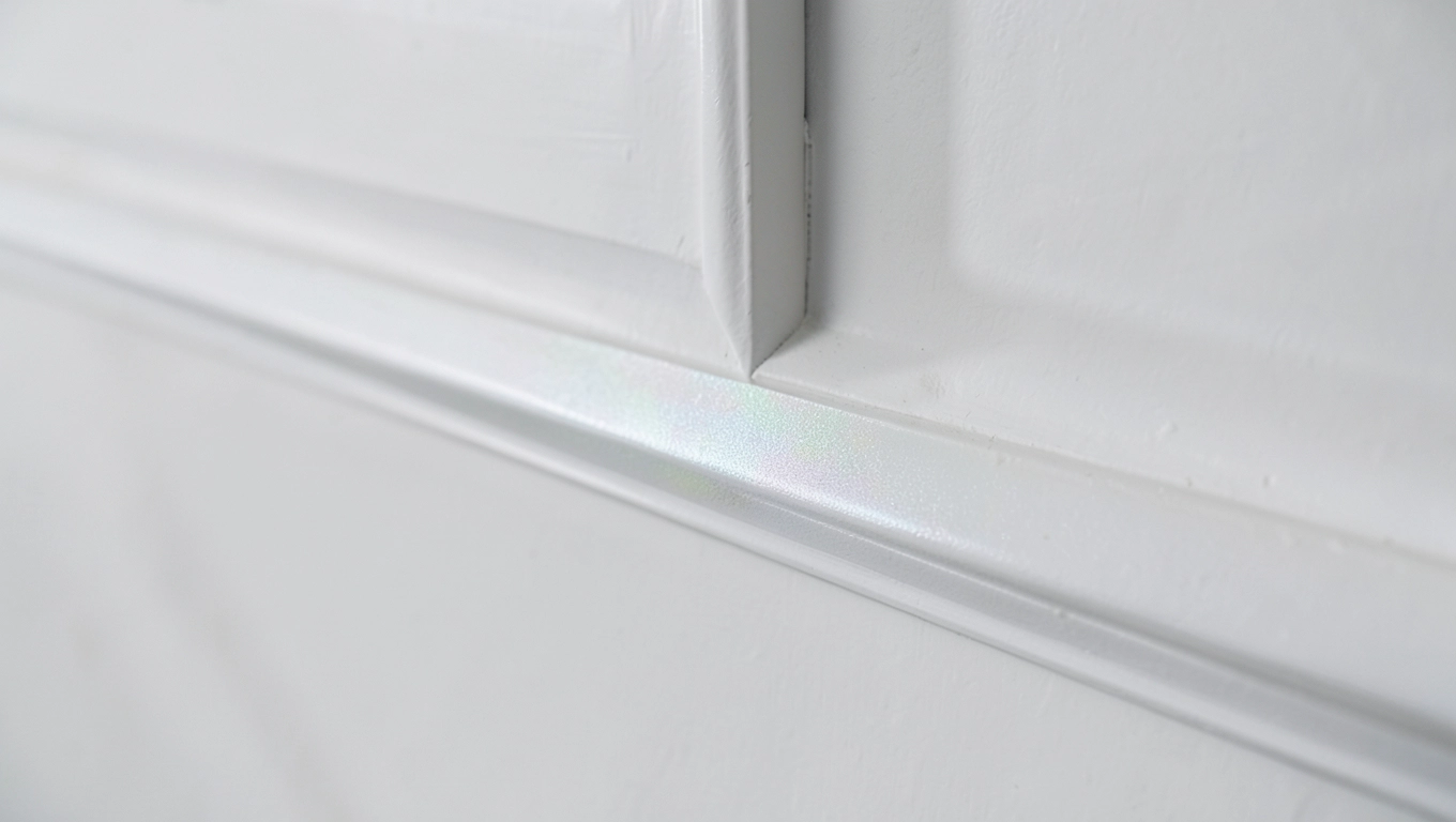 Dekoracyjne naklejki zamiast listew