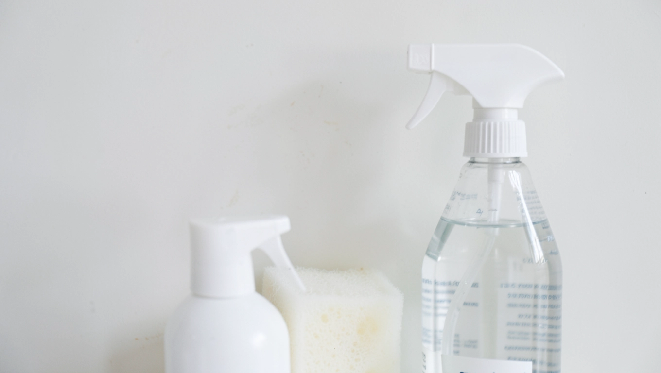 płyn do mycia ścian malowanych