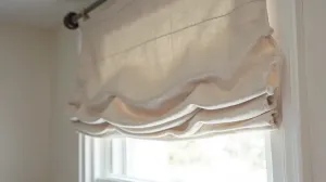 Atrapa rolety rzymskiej na karnisz