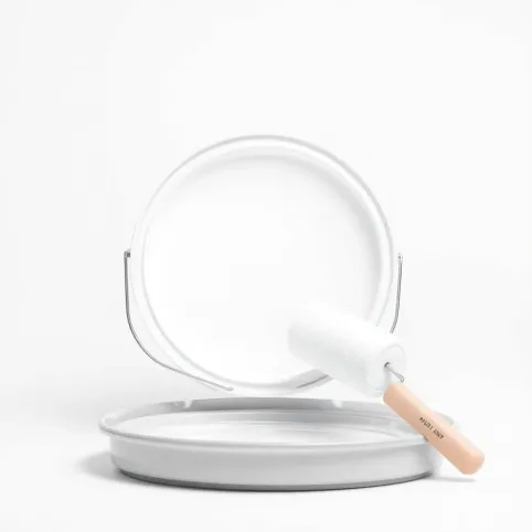 Biała farba do ścian i sufitów