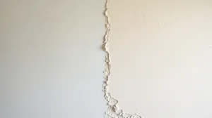 czy przed gipsowaniem gruntować ściany