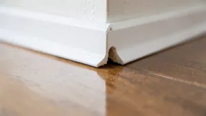 czym najlepiej ciąć listwy przypodłogowe