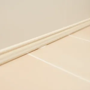 Czym przykleić listwę do płytek