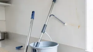 do mycia ścian i sufitów