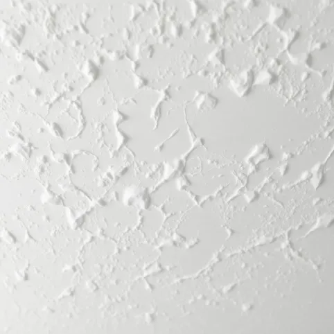 Farba strukturalna na nierówny sufit