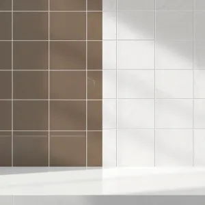 Glazura czy gres na ścianę