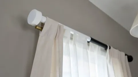 Jak dobrać kolor karnisza