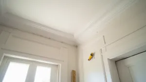 Jak docinać listwy przysufitowe