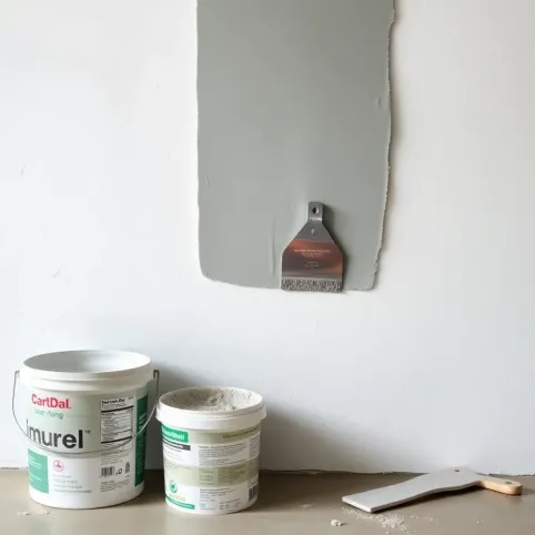 Jak położyć mikrocement na ścianie