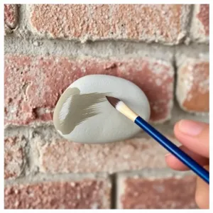 Jak pomalować kamień na ścianie