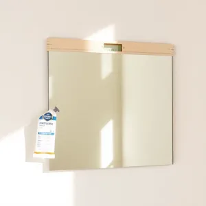 Jak przykleić lustro do pomalowanej ściany