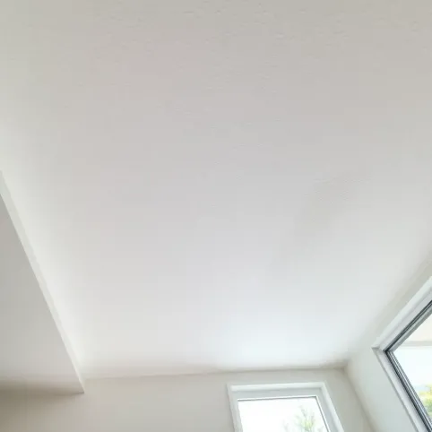 Jak umyć sufit w kuchni