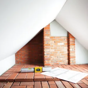 Jak wysoko murować ścianki działowe na poddaszu
