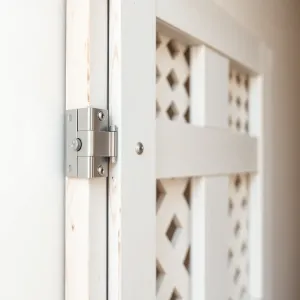 Jak zamontować drzwi ażurowe do ściany