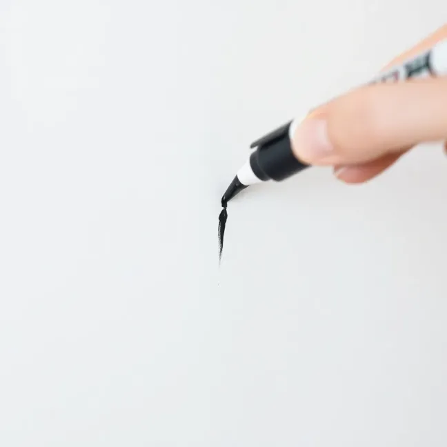 Jak zmyć marker permanentny ze ściany