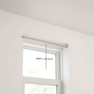 Karnisz ile od sufitu