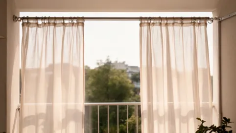 Karnisz linkowy na balkon