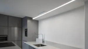 lampa sufitowa długa listwa