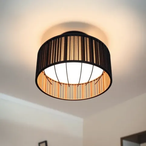 Lampa sufitowa do pokoju młodzieżowego
