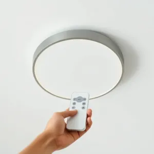 Lampa sufitowa LED na pilota