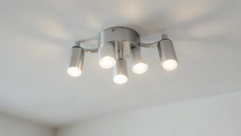 lampa sufitowa listwowa