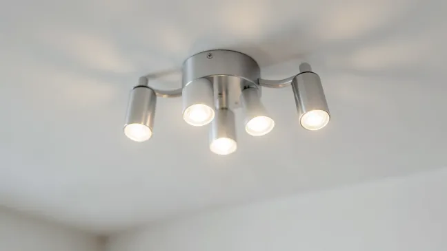 lampa sufitowa listwowa