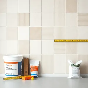 Licowanie ścian płytkami cena