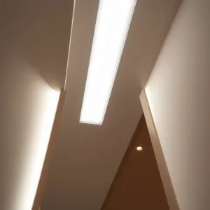 Listwy oświetleniowe sufitowe LED