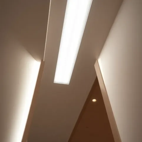 Listwy oświetleniowe sufitowe LED