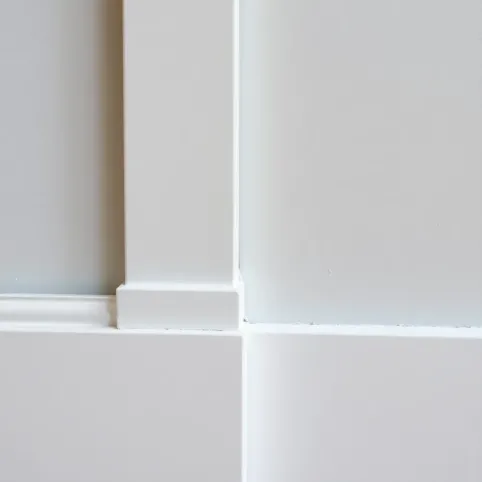 Listwy przypodłogowe akryl czy silikon