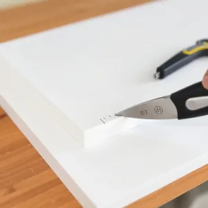 Listwy sufitowe styropianowe jak przycinać