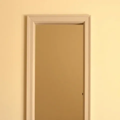 Montaż drzwi przy ścianie