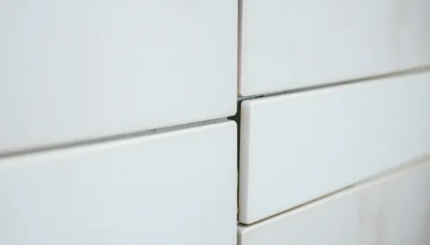 Montaż listwy narożne do płytek cena