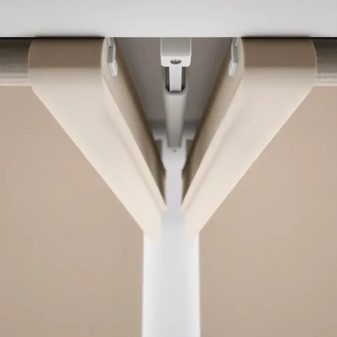 Montaż rolety rzymskiej do sufitu dekoria