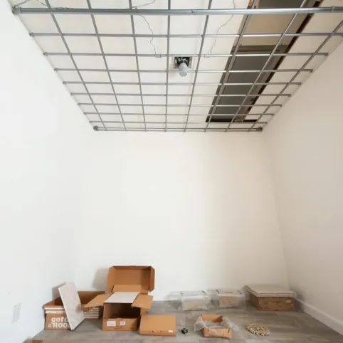 Najpierw płytki czy sufit podwieszany