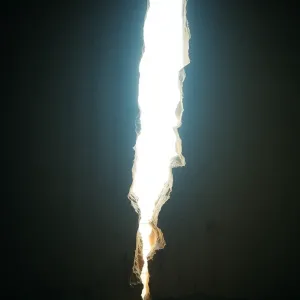 Pęknięta ściana na wylot