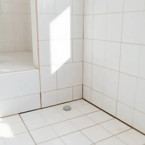 Płytki w łazience najpierw podłoga czy ściany