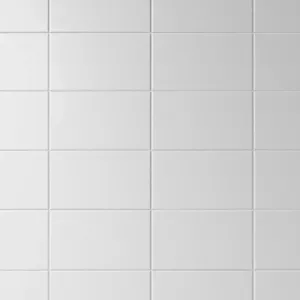 Szare płytki do łazienki na ścianę