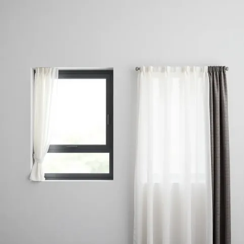 Szare ściany jakie zasłony