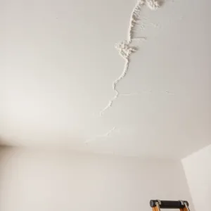 Szpachlowanie sufitu podwieszanego cena