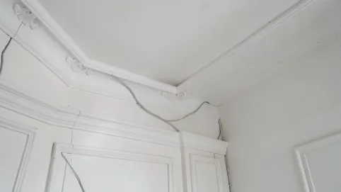 Sztukaterie i listwy dekoracyjne