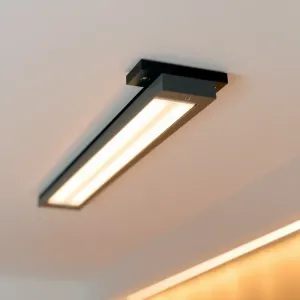 Szyna sufitowa z maskownicą LED