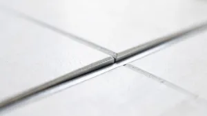 wąska listwa dylatacyjna