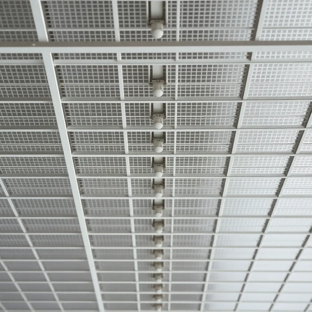 Wieszaki do sufitu podwieszanego co ile