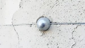 czy listwy podtynkowe się zostawia